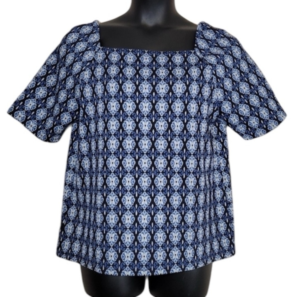 LOFT Navy Floral Patterned Top Sz Lg